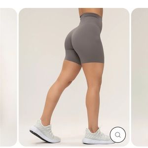 Lycit bike shorts charcoal grey essential raw edge, new with tags size small